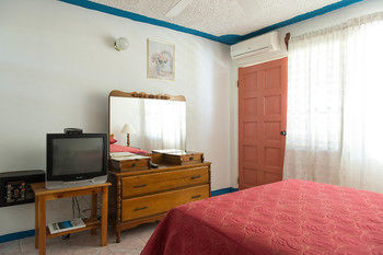 The Golden Sunset Hotel Негрил Екстериор снимка